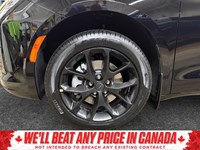 2027 Chrysler Pacifica Limited AWD
