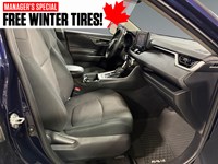 2019 Toyota RAV4 AWD XLE WITH TWO SETS OF TIRES