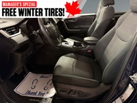 2019 Toyota RAV4 AWD XLE WITH TWO SETS OF TIRES