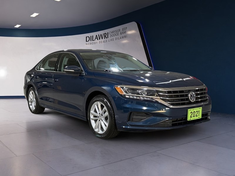 2021 Volkswagen Passat Highline Auto