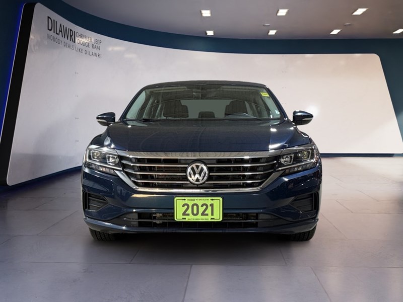 2021 Volkswagen Passat Highline Auto