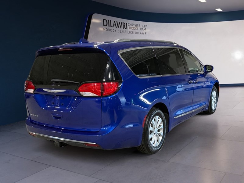 2019 Chrysler Pacifica Touring-L 2WD