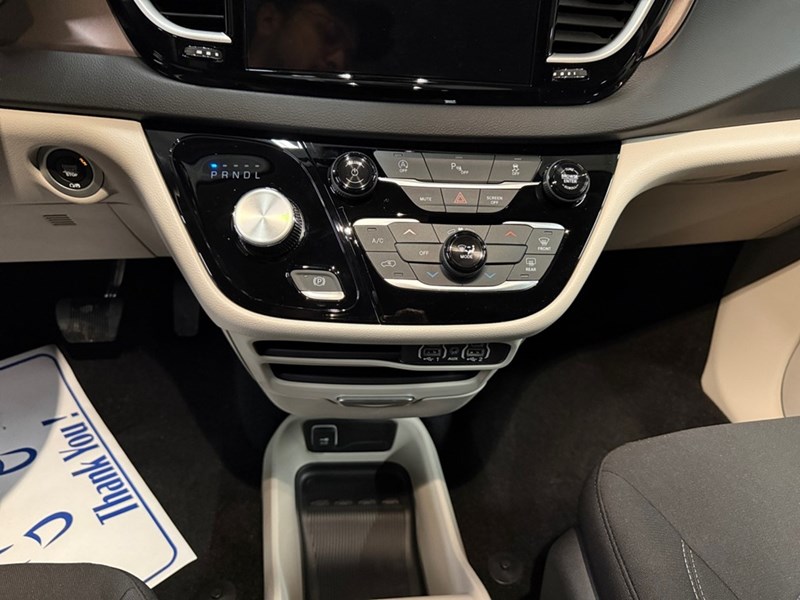 2024 Chrysler Grand Caravan SXT