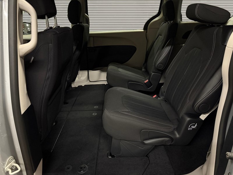 2024 Chrysler Grand Caravan SXT