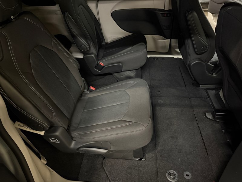 2024 Chrysler Grand Caravan SXT