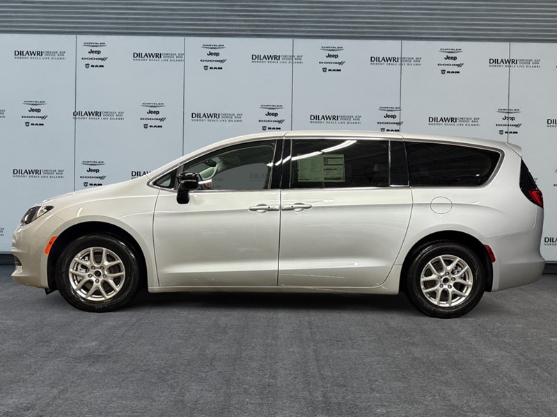 2024 Chrysler Grand Caravan SXT