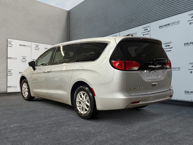 2024 Chrysler Grand Caravan SXT
