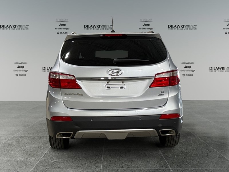 2016 Hyundai Santa Fe XL AWD 4dr 3.3L Auto Premium