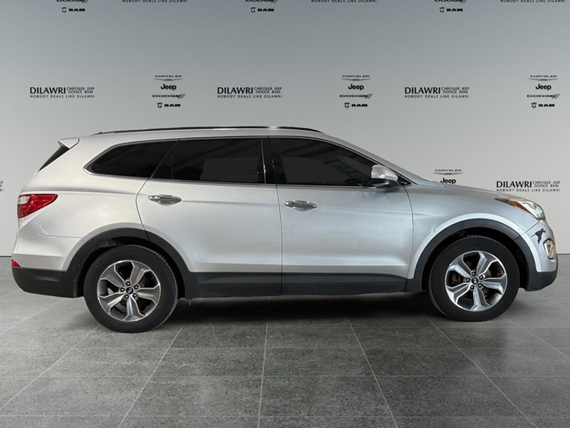 2016 Hyundai Santa Fe XL AWD 4dr 3.3L Auto Premium