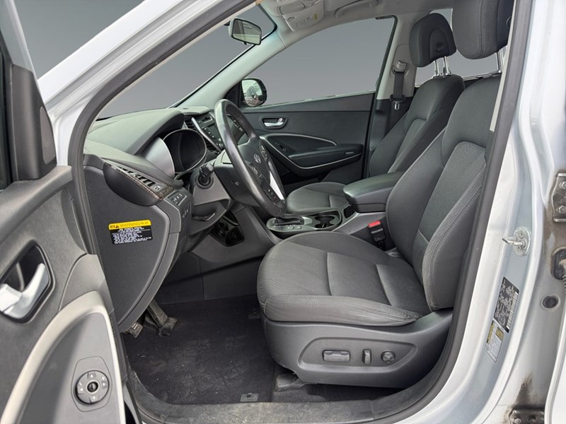 2016 Hyundai Santa Fe XL AWD 4dr 3.3L Auto Premium