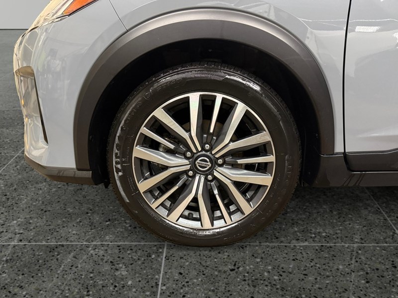 2021 Nissan Kicks SV FWD