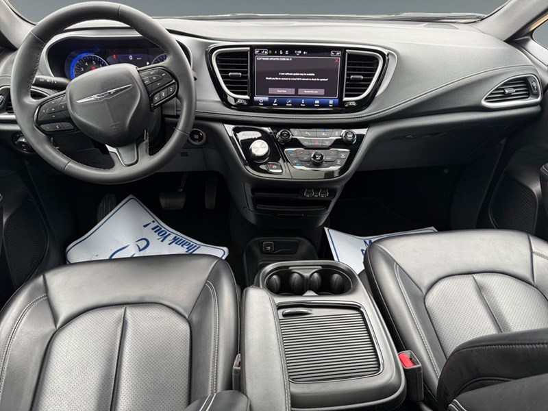 2023 Chrysler Pacifica Touring L AWD