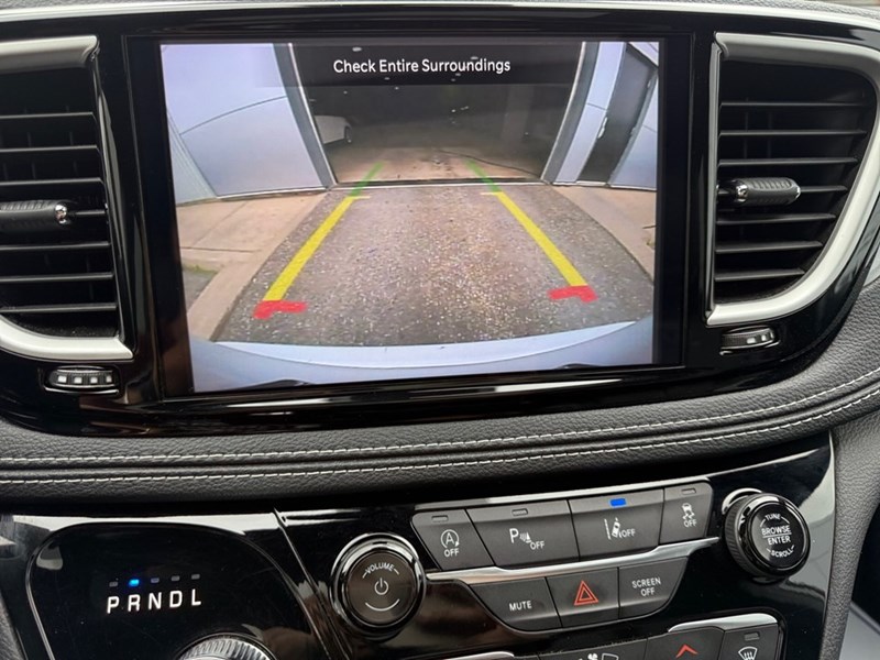 2023 Chrysler Pacifica Touring L AWD