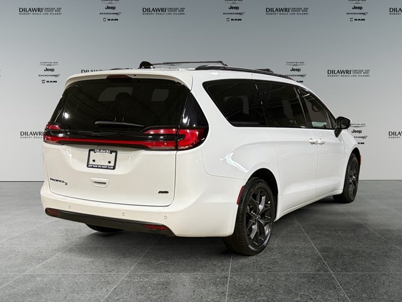 2023 Chrysler Pacifica Touring L AWD