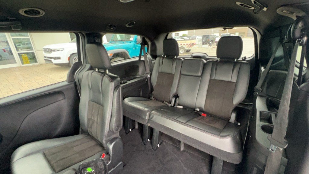 2020 Dodge Grand Caravan Premium Plus 2WD