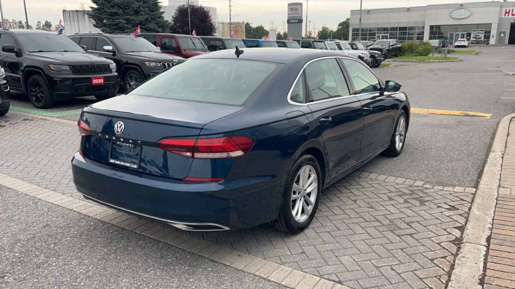 2021 Volkswagen Passat Highline Auto