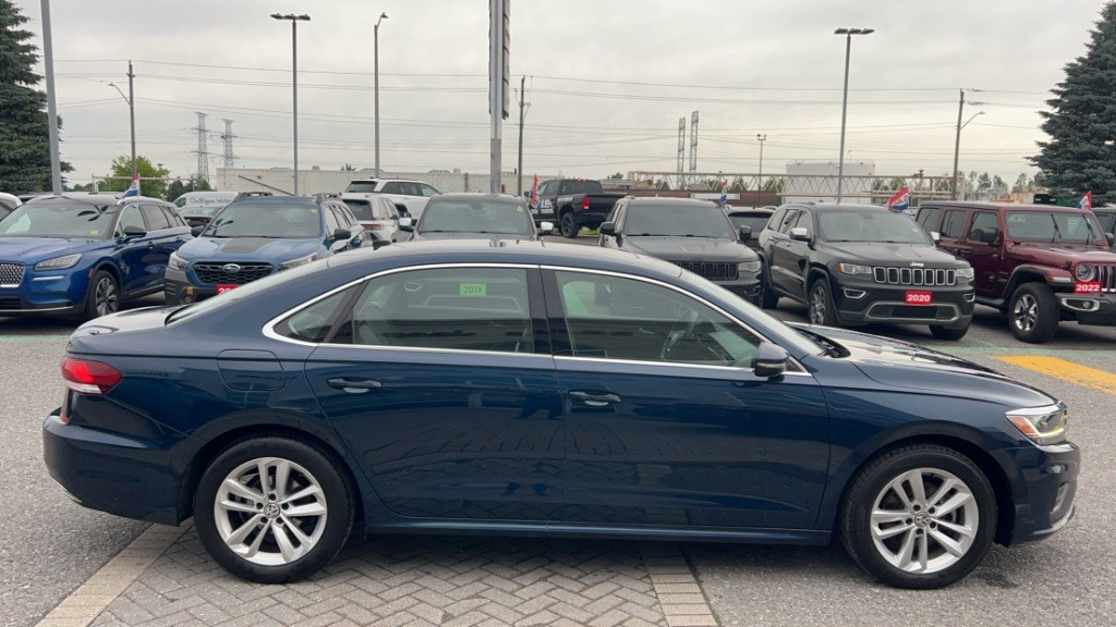 2021 Volkswagen Passat Highline Auto