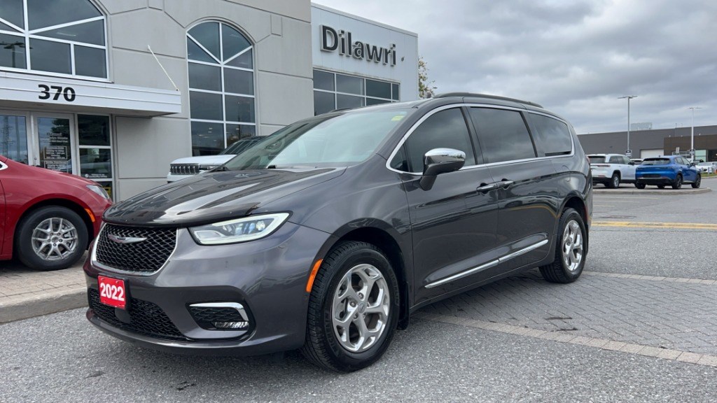 2022 Chrysler Pacifica Limited AWD