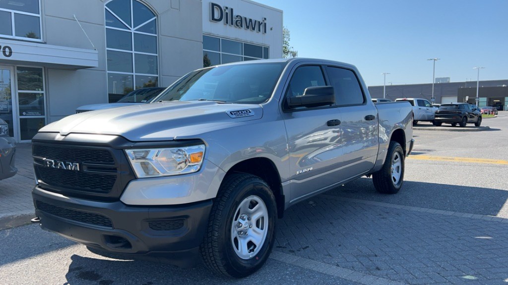 2022 RAM 1500 Tradesman 4x4 Crew Cab 5'7" Box