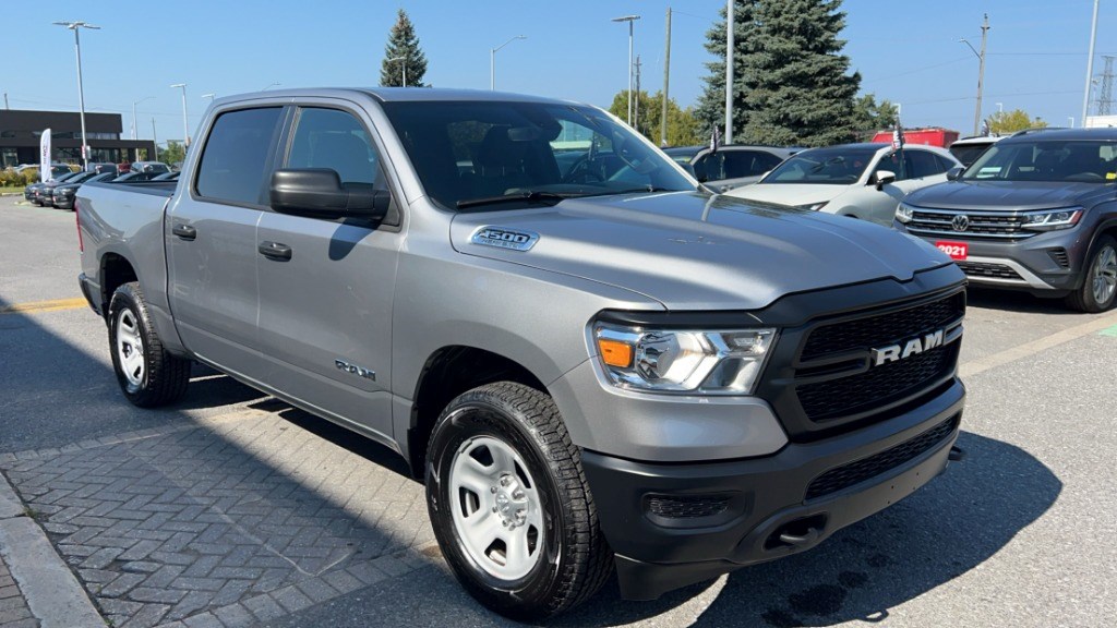 2022 RAM 1500 Tradesman 4x4 Crew Cab 5'7" Box