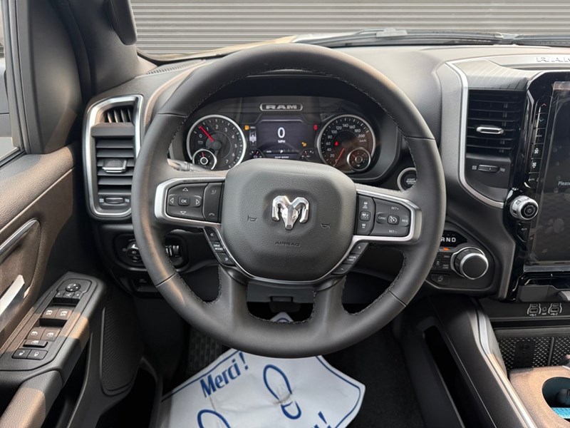 2025 RAM 1500 Big Horn 4x4 Crew Cab 5'7" Box