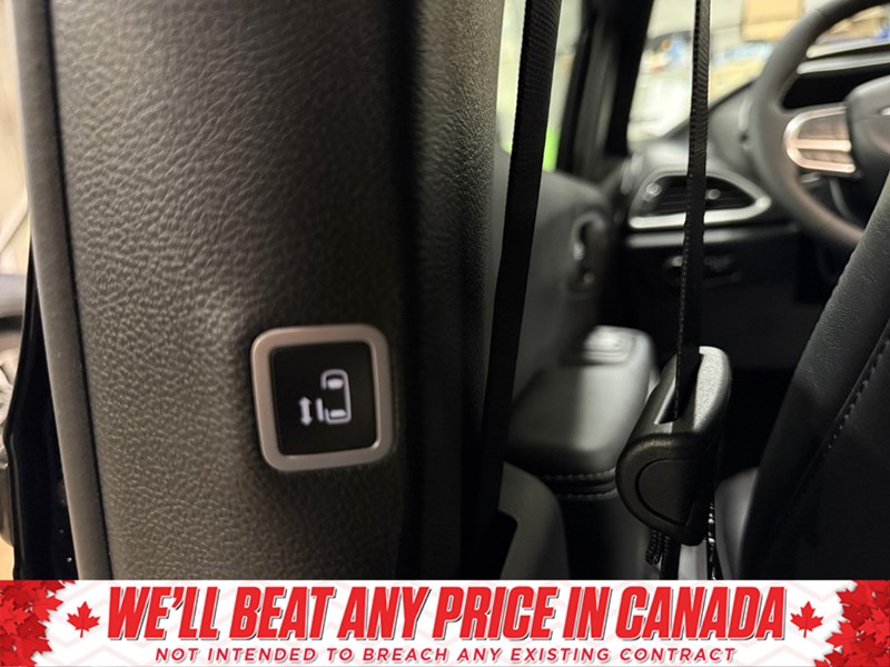 2027 Chrysler Grand Caravan SXT