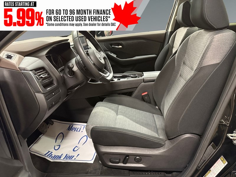 2023 Nissan Rogue AWD SV moonroof