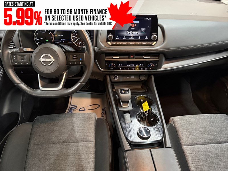 2023 Nissan Rogue AWD SV moonroof