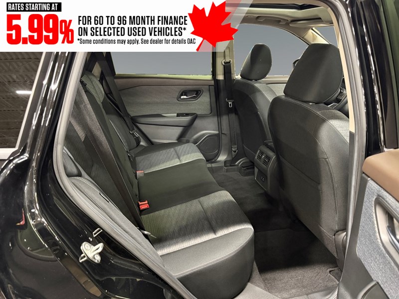 2023 Nissan Rogue AWD SV moonroof