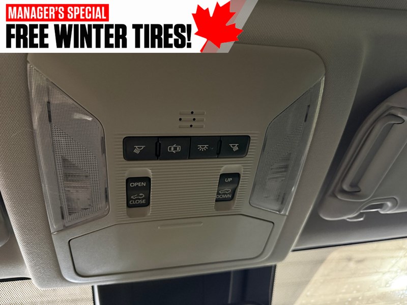 2019 Toyota RAV4 AWD XLE WITH TWO SETS OF TIRES