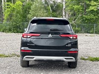 2024 Mitsubishi Outlander PHEV SEL S-AWC