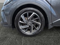 2022 Toyota C-HR Limited FWD
