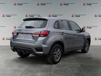 2022 Mitsubishi RVR ES AWC