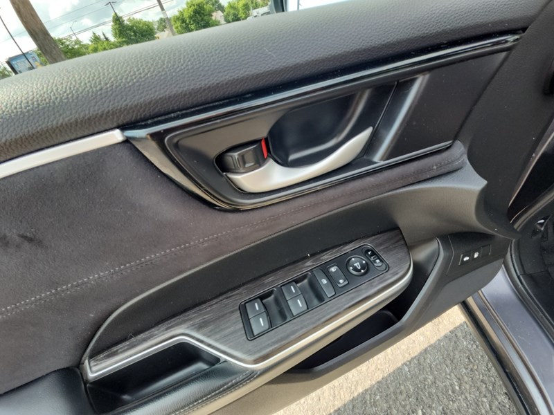 2018 Honda Clarity Plug-In Hybrid Touring Sedan
