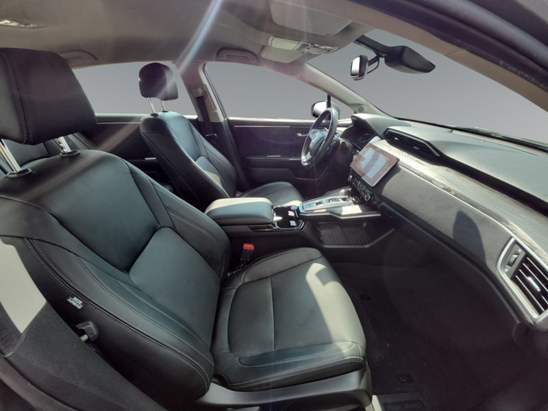 2018 Honda Clarity Plug-In Hybrid Touring Sedan