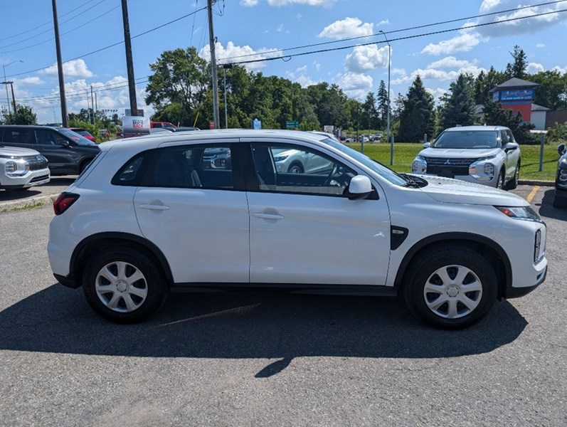 2021 Mitsubishi RVR ES AWC