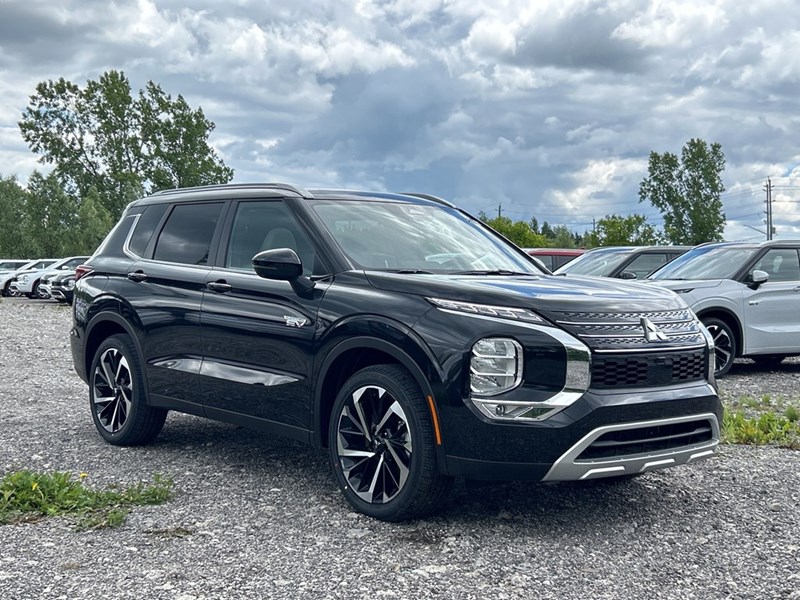 2024 Mitsubishi Outlander PHEV SEL S-AWC