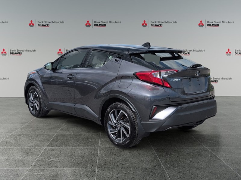 2022 Toyota C-HR Limited FWD