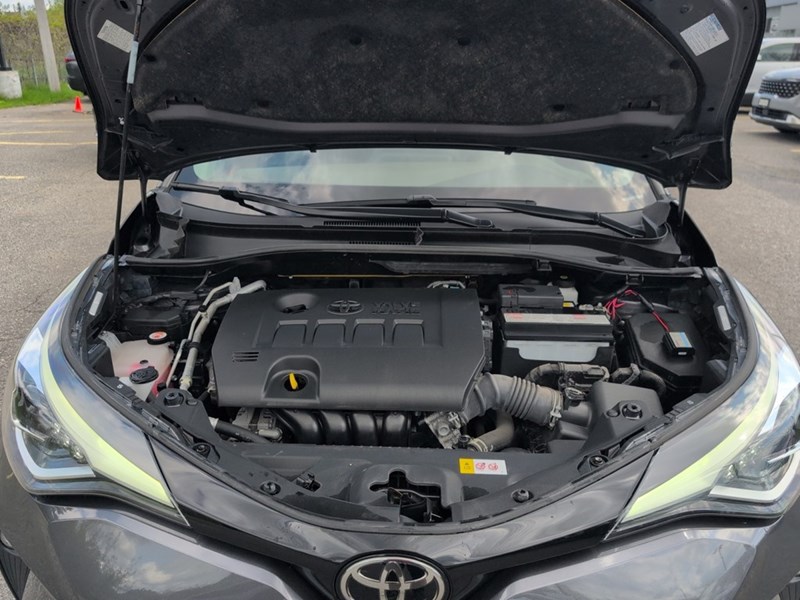 2022 Toyota C-HR Limited FWD