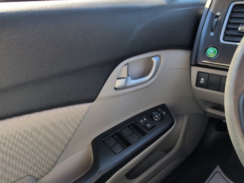 2015 Honda Civic 4dr Auto LX