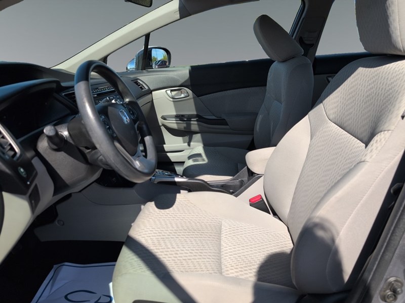 2015 Honda Civic 4dr Auto LX