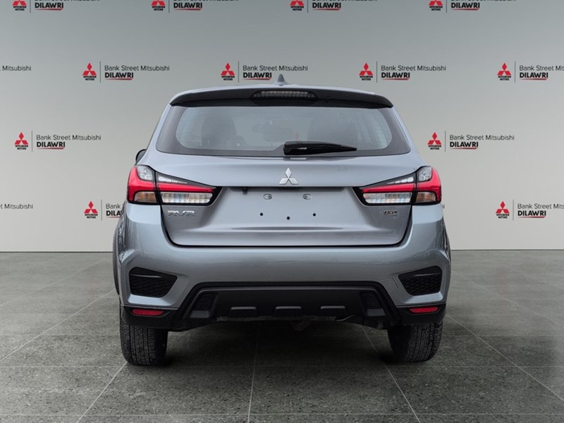 2022 Mitsubishi RVR ES AWC