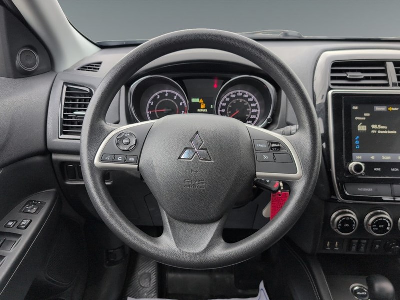 2022 Mitsubishi RVR ES AWC