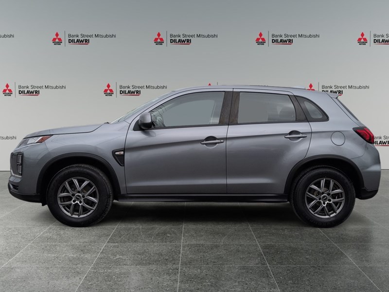 2022 Mitsubishi RVR ES AWC