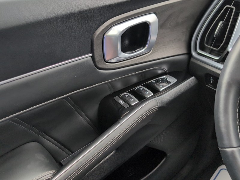2025 Kia Sorento X-Line AWD