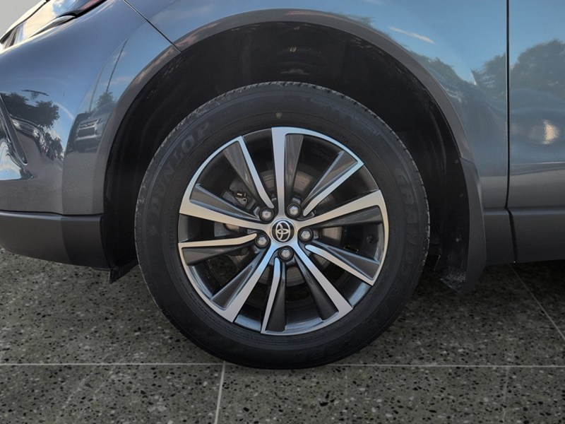 2024 Toyota Venza LE AWD