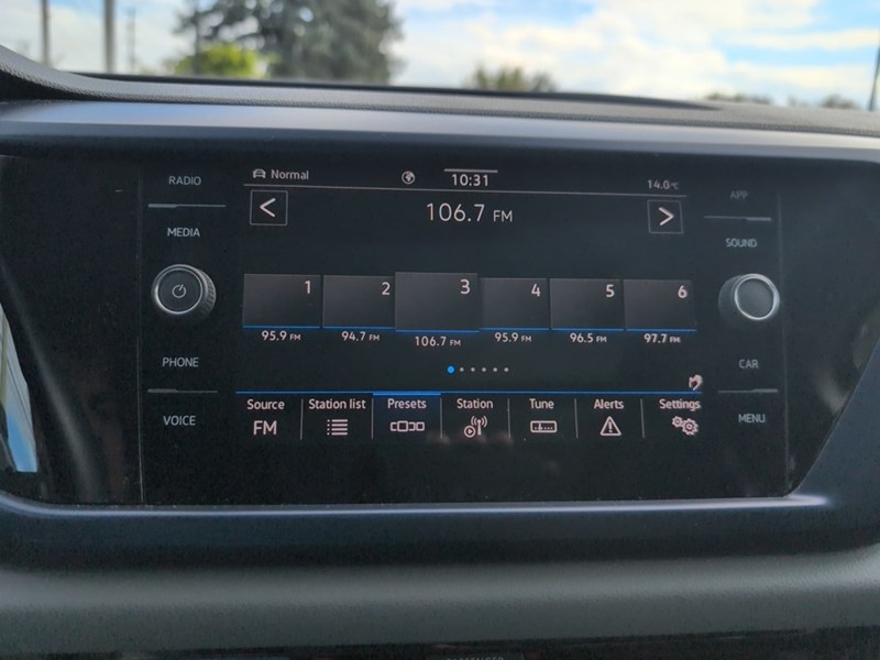 2023 Volkswagen Taos Comfortline 4MOTION *Ltd Avail*
