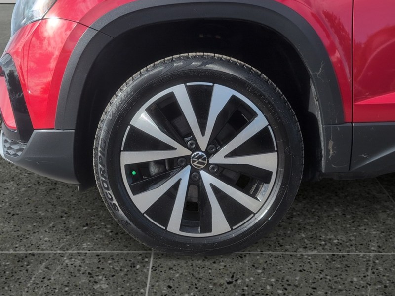2023 Volkswagen Taos Comfortline 4MOTION *Ltd Avail*
