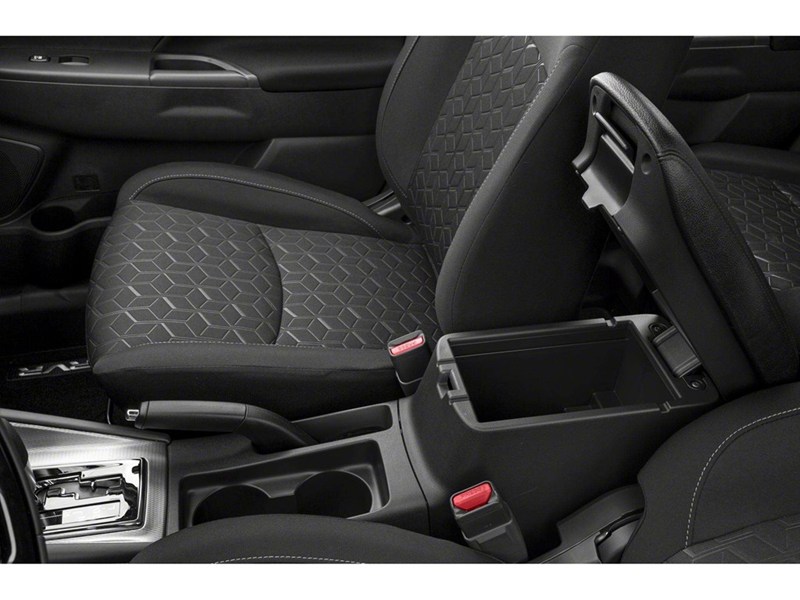 2027 Mitsubishi RVR ES AWC