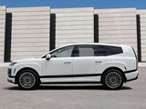 2026 Hyundai IONIQ 9 Preferred + w/Ultimate Calligraphy Package image 3